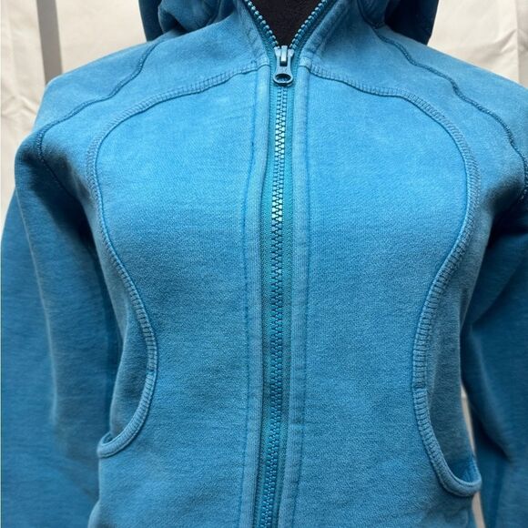 Lululemon Scuba Hoodie Blue - Picture 3 of 8